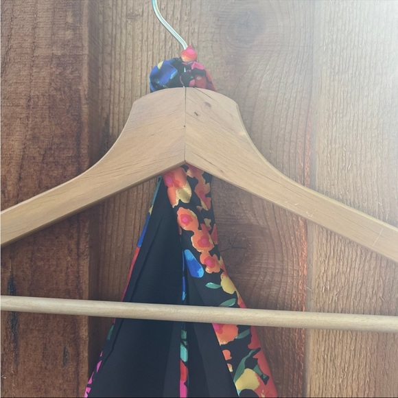 Black and Colorful Multi Floral Satin Halter Midi Dress 🌿 - Picture 8 of 11